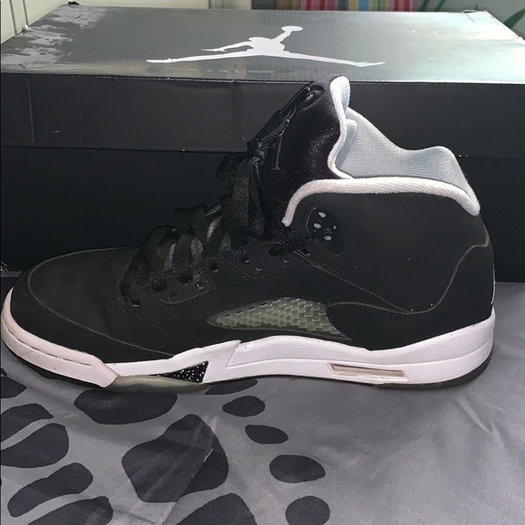 Air Jordan 5 Retro - Picture 2 of 3